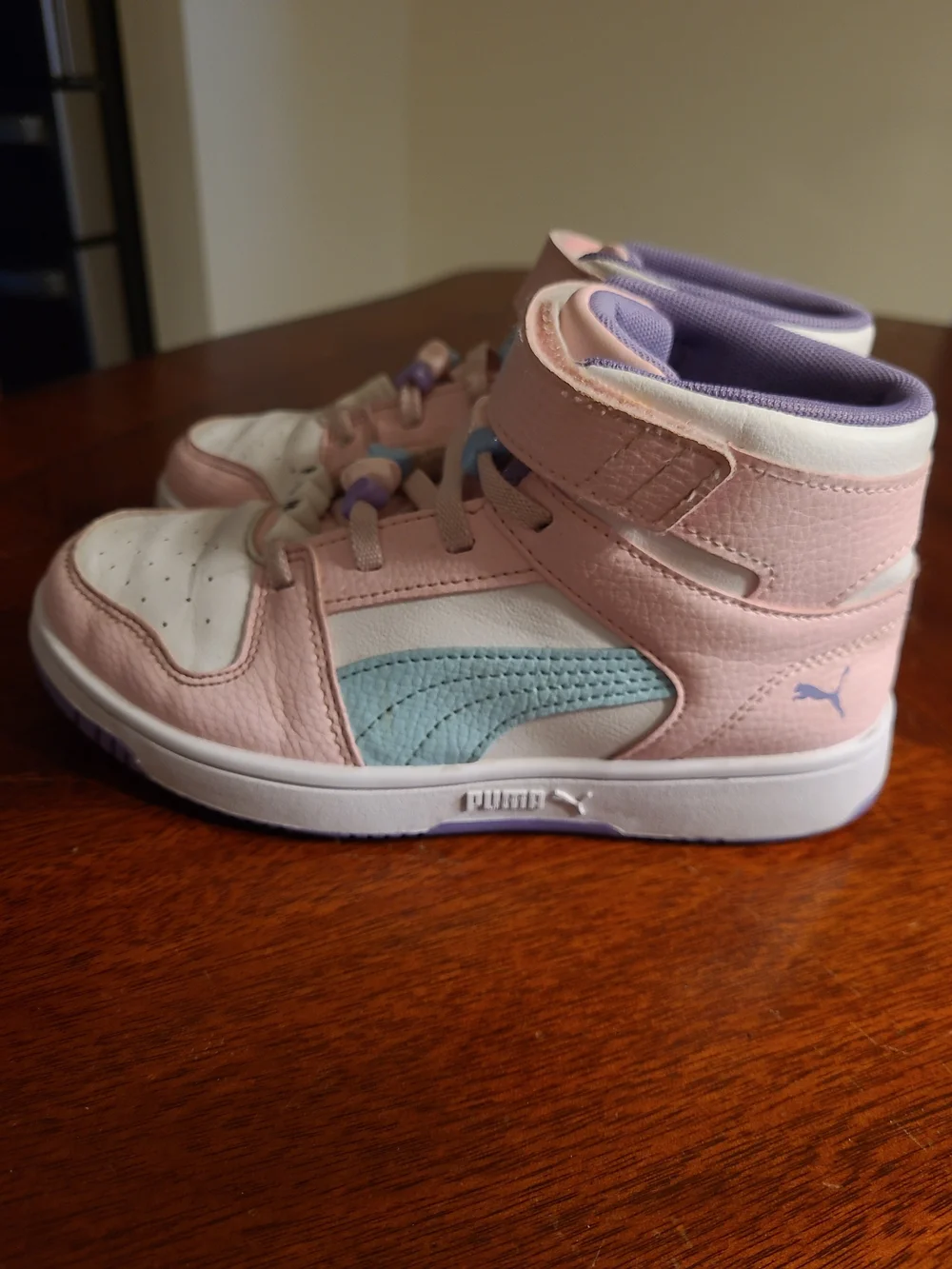 Puma Rebound Layup Friendship Girls, High-Top Sneakers with Star Beads, Pink 1Y